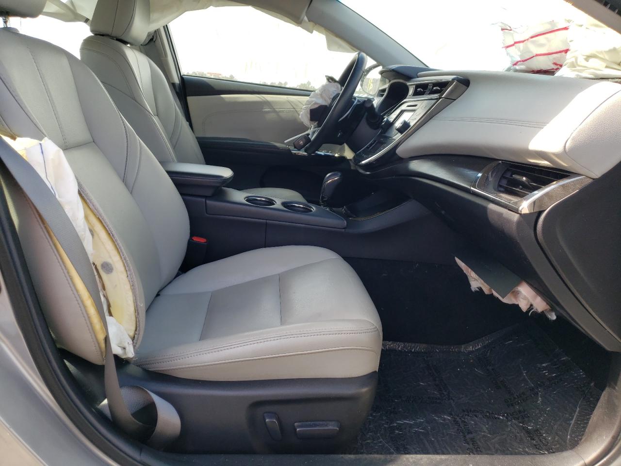 Photo 5 from auction – 2016 TOYOTA AVALON XLE with VIN 4T1BK1EB7GU216588