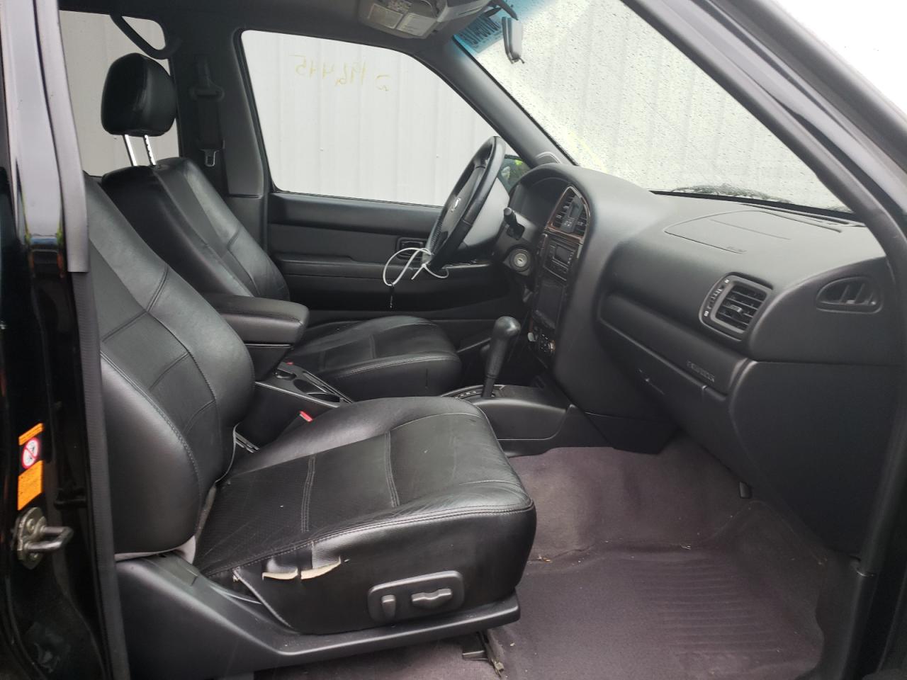 Photo 5 from auction – 2002 NISSAN PATHFINDER with VIN JN8DR09Y62W729642