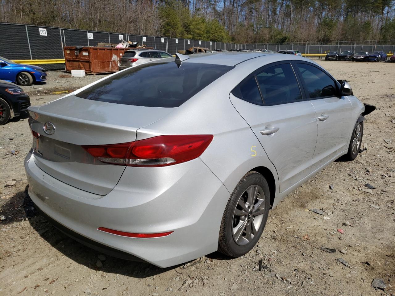 Photo 4 from auction – 2017 HYUNDAI ELANTRA with VIN 5NPD84LF6HH073745