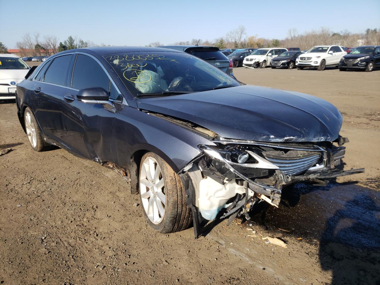 LINCOLN MKZ 2013 with VIN 3LN6L2J98DR822704 - Photo from auction