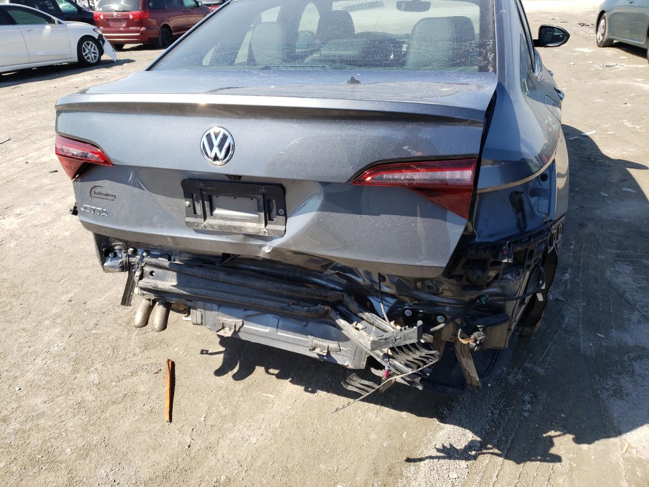 Photo 9 from auction – 2020 VOLKSWAGEN JETTA S with VIN 3VWCB7BU5LM031985