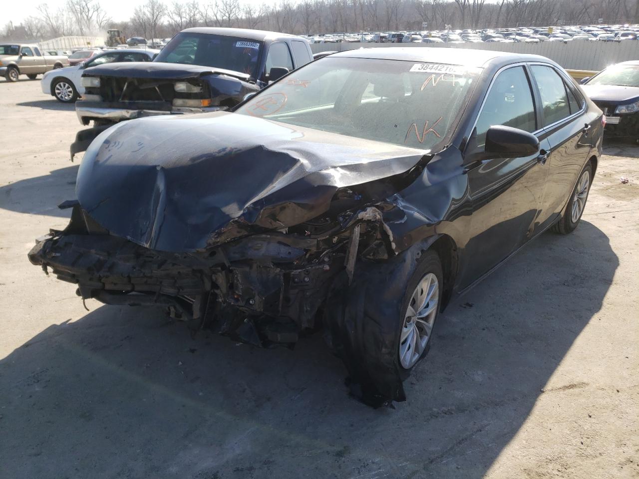 Photo 2 from auction – 2016 TOYOTA CAMRY LE with VIN 4T1BF1FK6GU164356