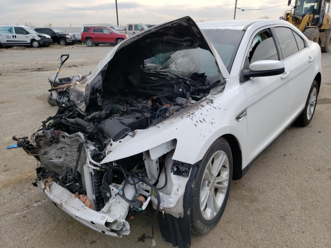 Photo 2 from auction – 2016 FORD TAURUS SEL with VIN 1FAHP2H85GG146910