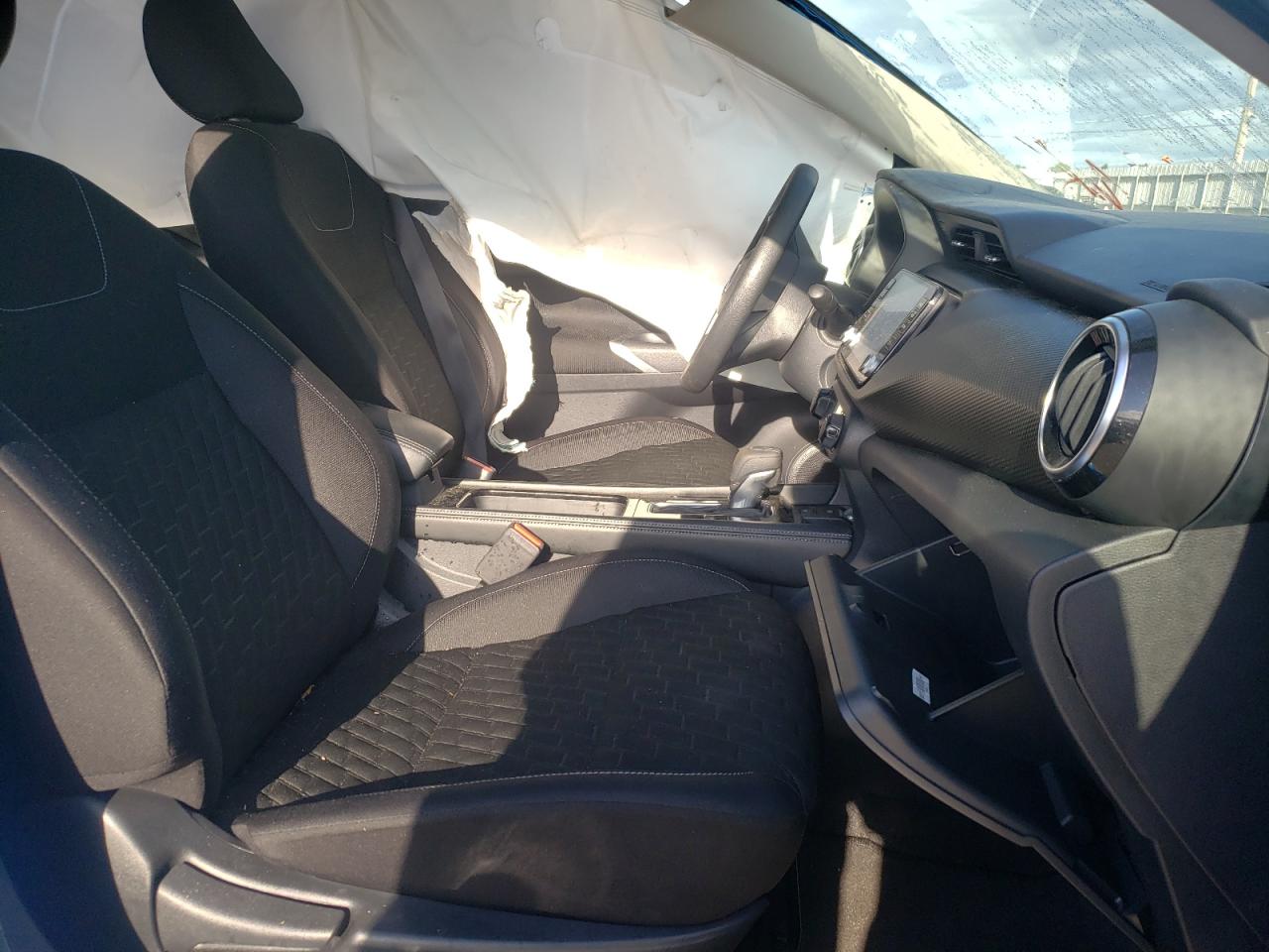 Photo 5 from auction – 2021 NISSAN KICKS SV with VIN 3N1CP5CV2ML483032