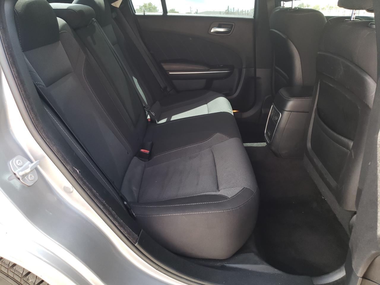 Photo 6 from auction – 2016 DODGE CHARGER SX with VIN 2C3CDXHG6GH346883