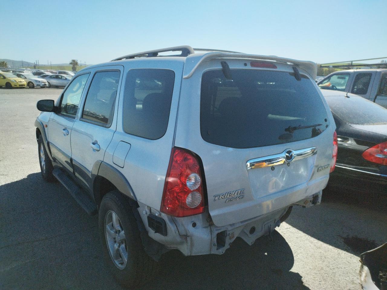 Photo 3 from auction – 2003 MAZDA TRIBUTE ES with VIN 4F2CZ96133KM11988