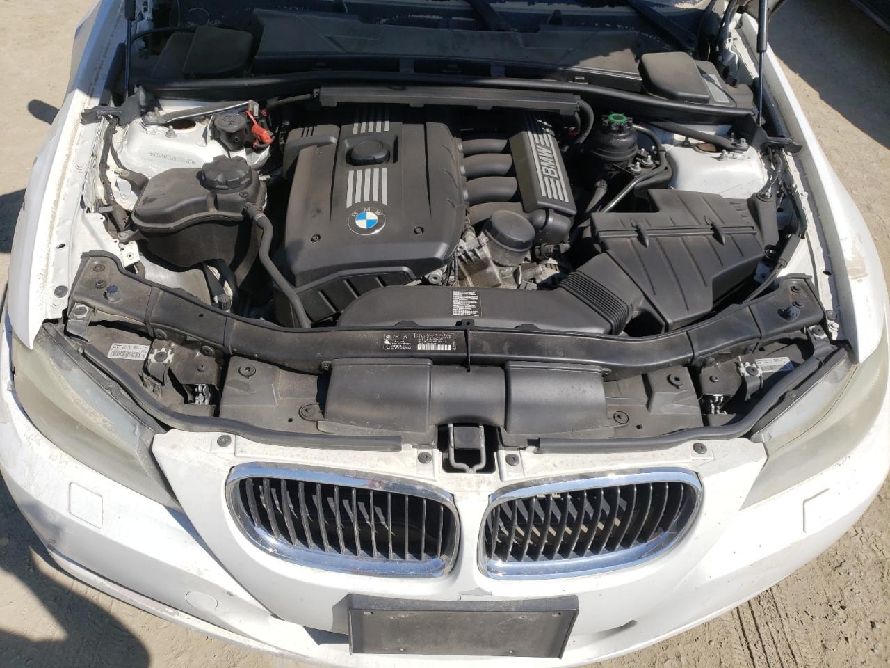 Photo 7 from auction – 2011 BMW 328 I with VIN WBAPH7C52BE723455