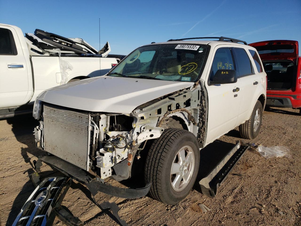 Photo 2 from auction – 2012 FORD ESCAPE XLT with VIN 1FMCU0DG8CKA75185