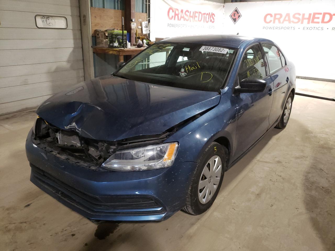 Photo 2 from auction – 2015 VOLKSWAGEN JETTA BASE with VIN 3VW1K7AJ0FM260870