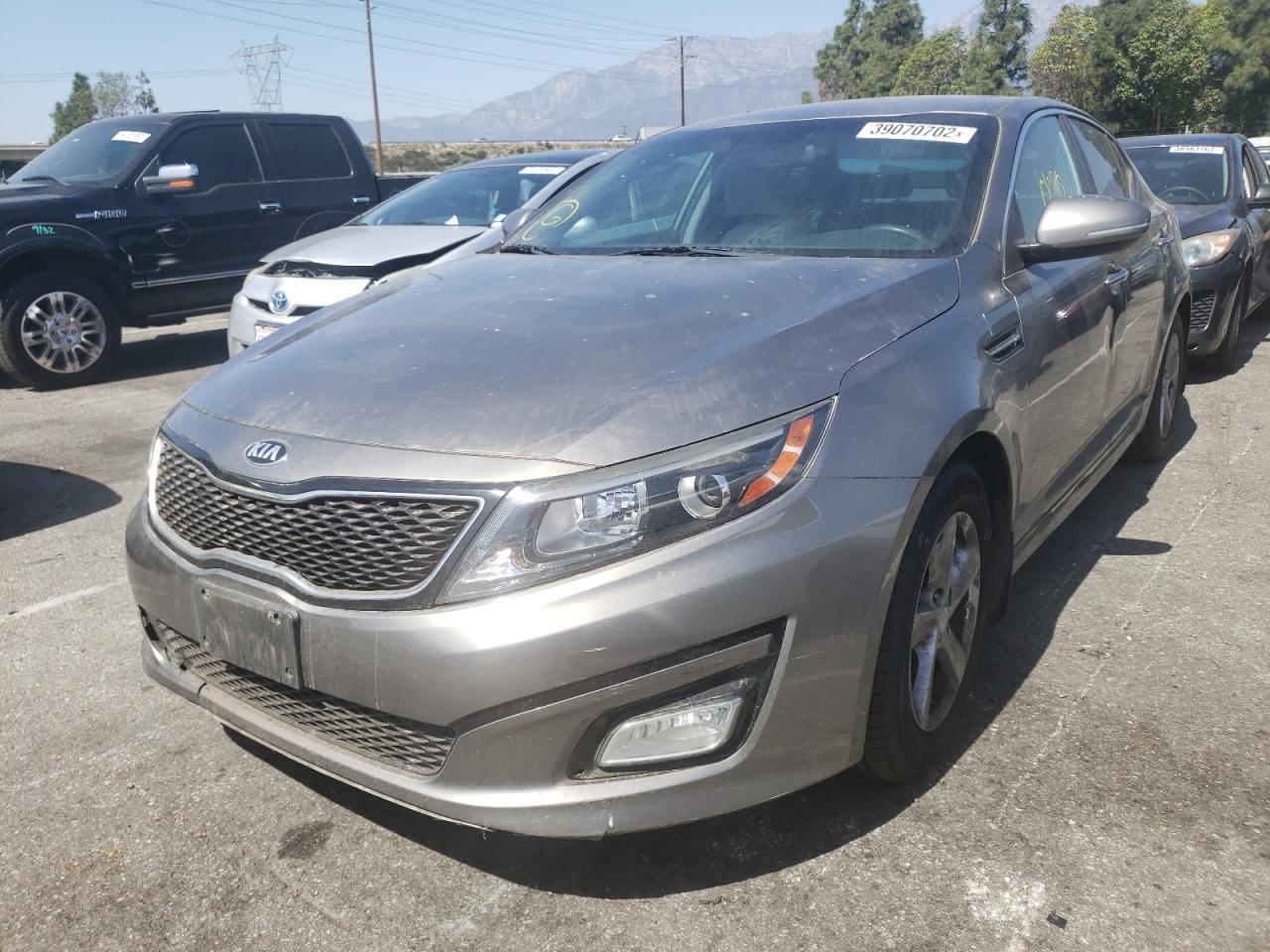 Photo 2 from auction – 2014 KIA OPTIMA LX with VIN 5XXGM4A71EG292091