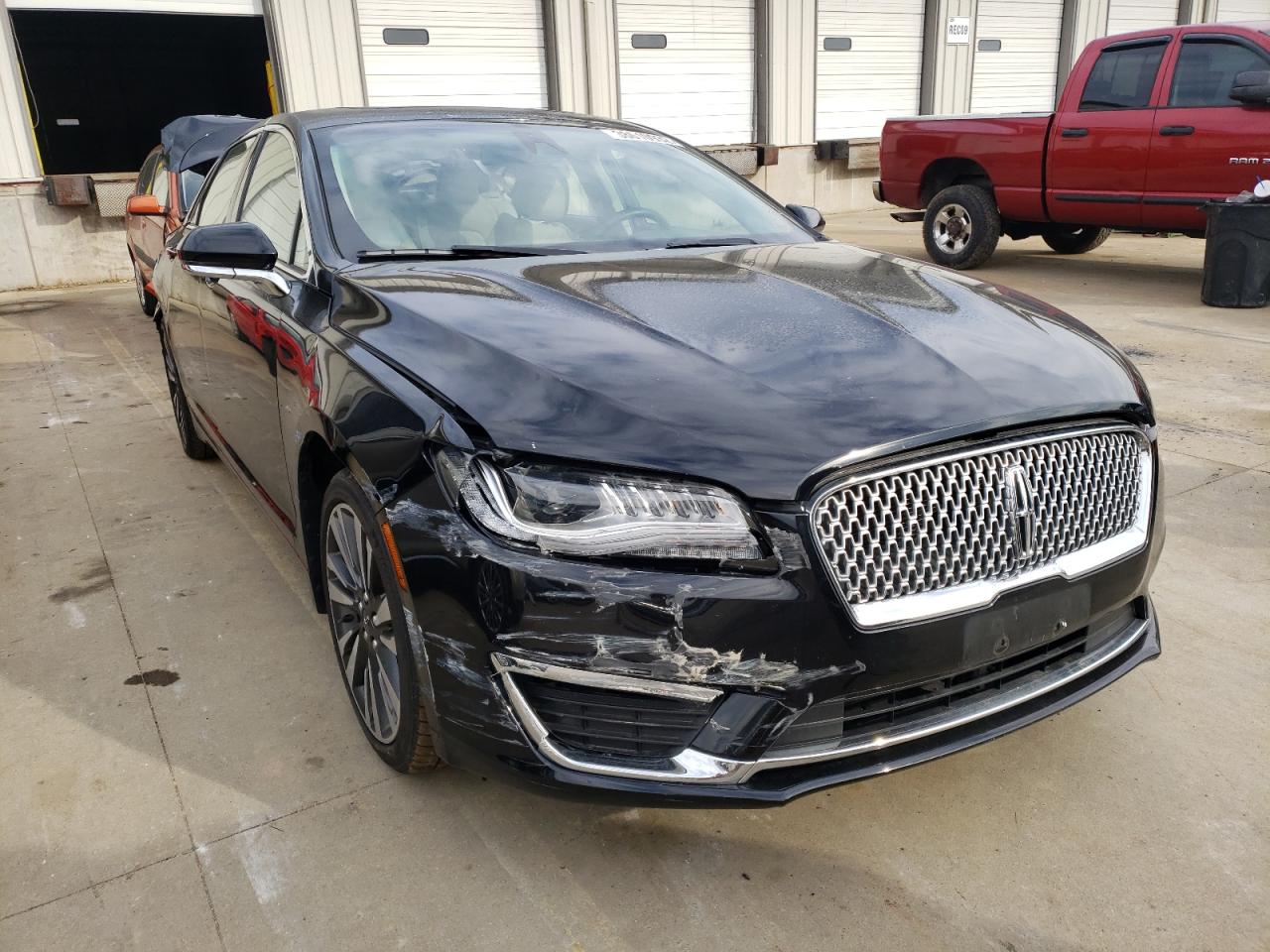 Photo 9 from auction – 2018 LINCOLN MKZ RESERV with VIN 3LN6L5E97JR628639