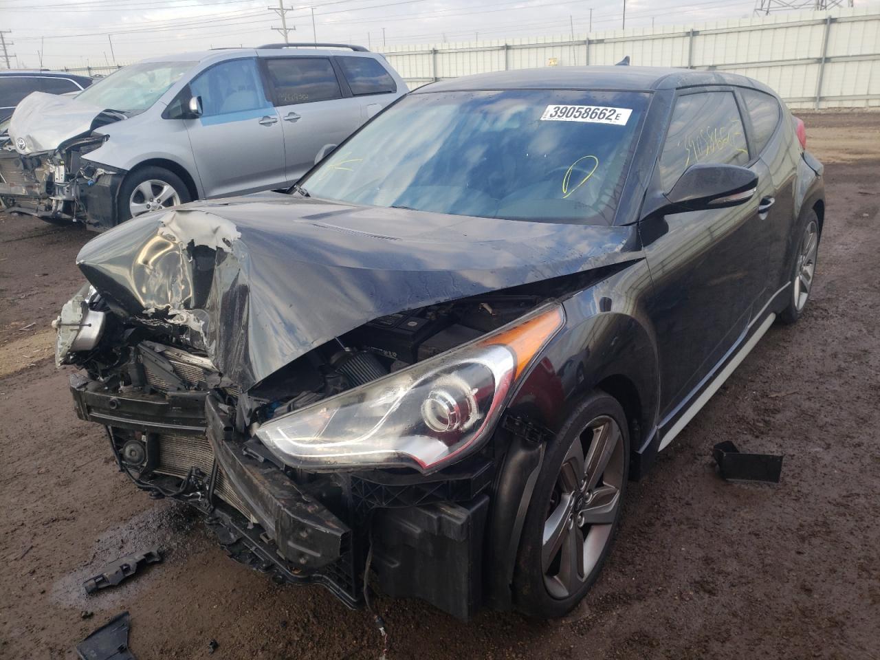 Photo 2 from auction – 2013 HYUNDAI VELOSTER T with VIN KMHTC6AE1DU152820