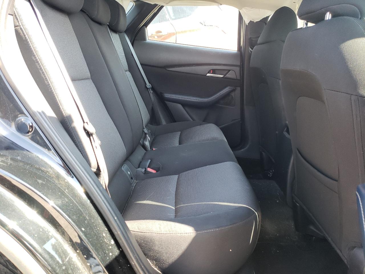 Photo 6 from auction – 2021 MAZDA CX-30 with VIN 3MVDMBAL3MM222074
