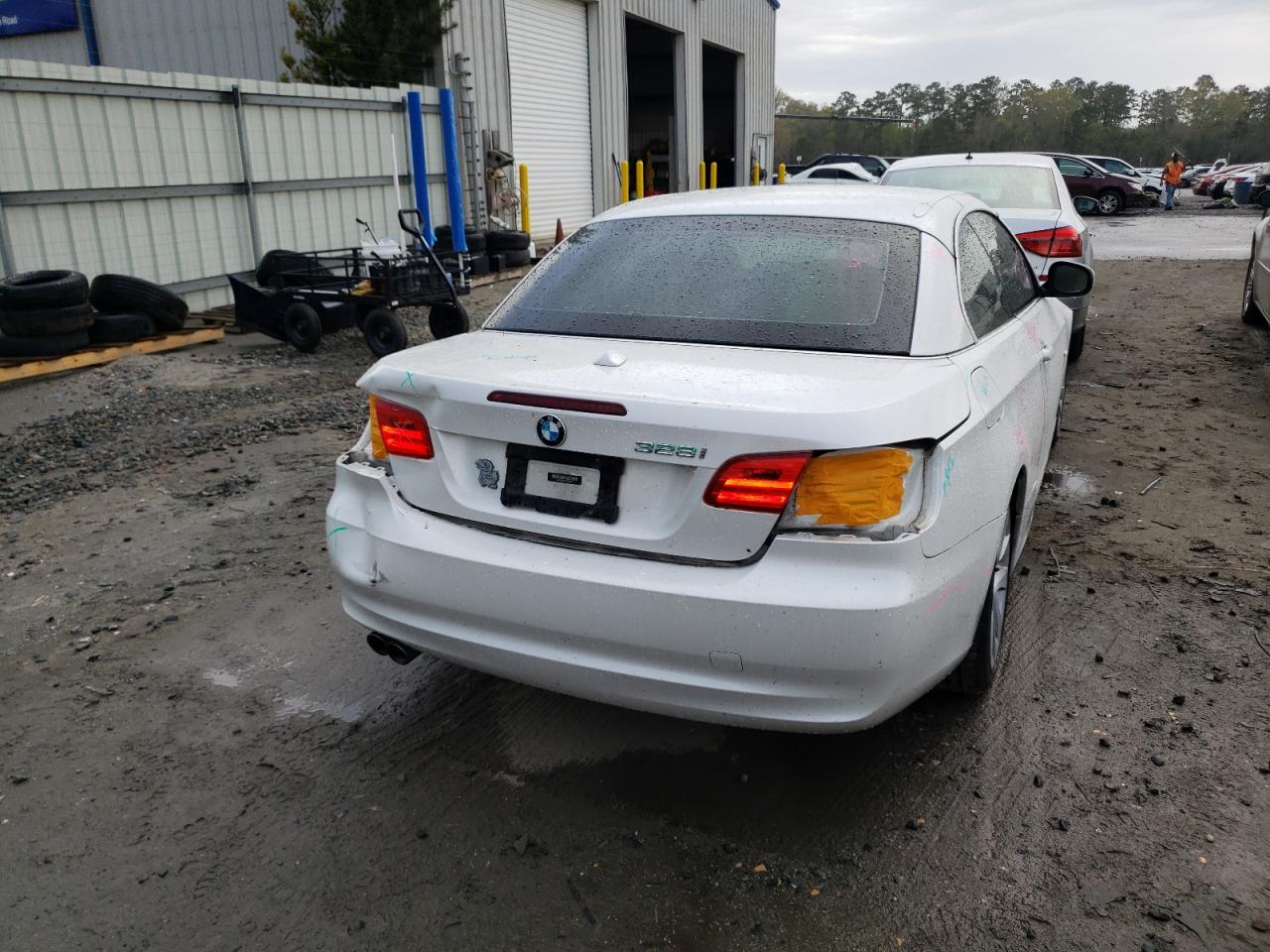 Photo 9 from auction – 2011 BMW 328 I with VIN WBADW3C5XBE541309