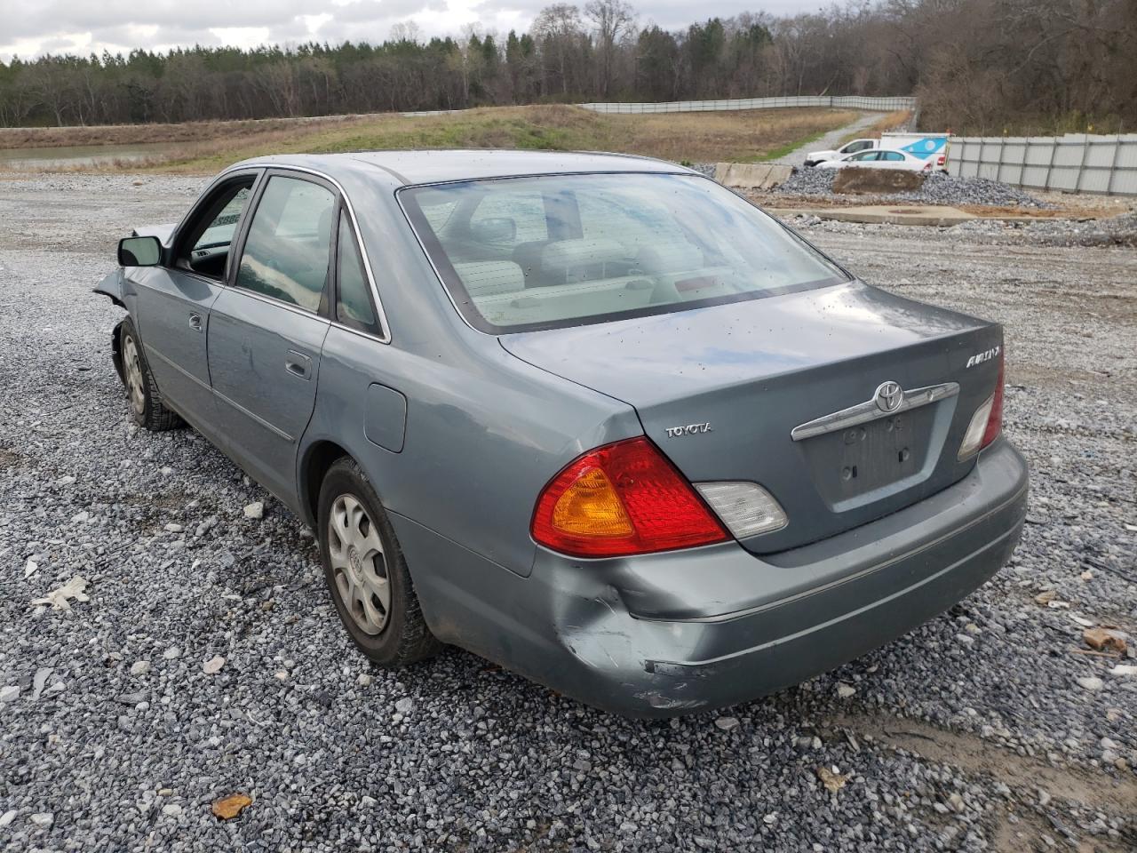 Photo 3 from auction – 2000 TOYOTA AVALON XL with VIN 4T1BF28B0YU010441