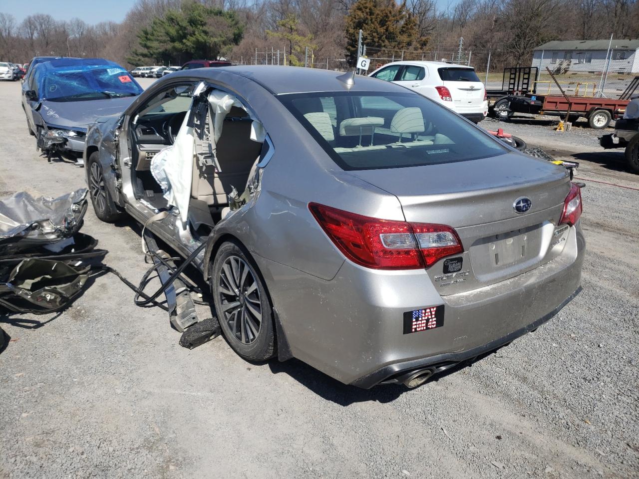 Photo 3 from auction – 2018 SUBARU LEGACY 2.5 with VIN 4S3BNAD60J3033093