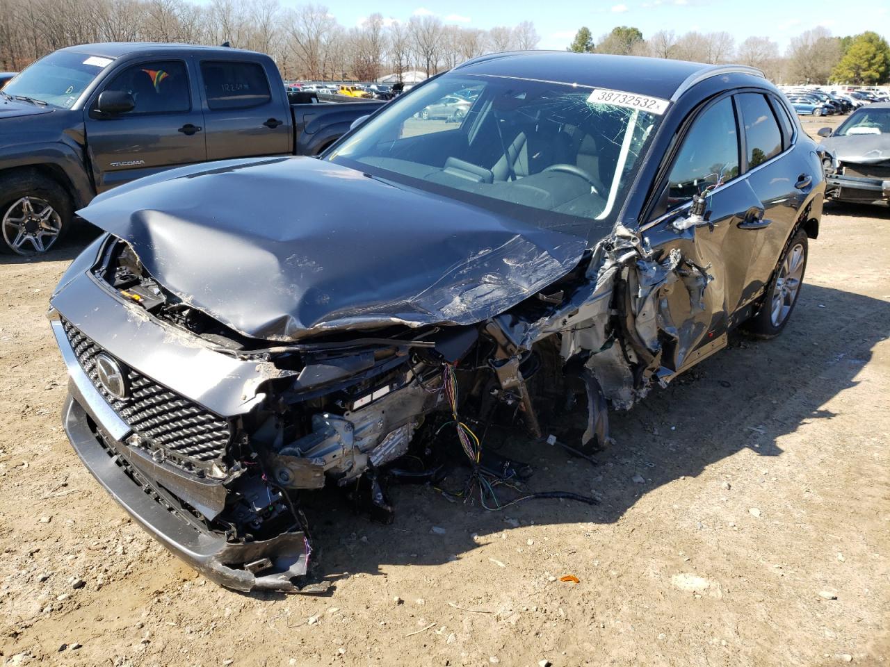 Photo 2 from auction – 2022 MAZDA CX-30 SELE with VIN 3MVDMBBL8NM405597