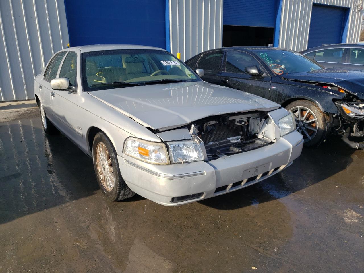 Photo 1 from auction – 2010 MERCURY GRAND MARQ with VIN 2MEBM7FV7AX616059