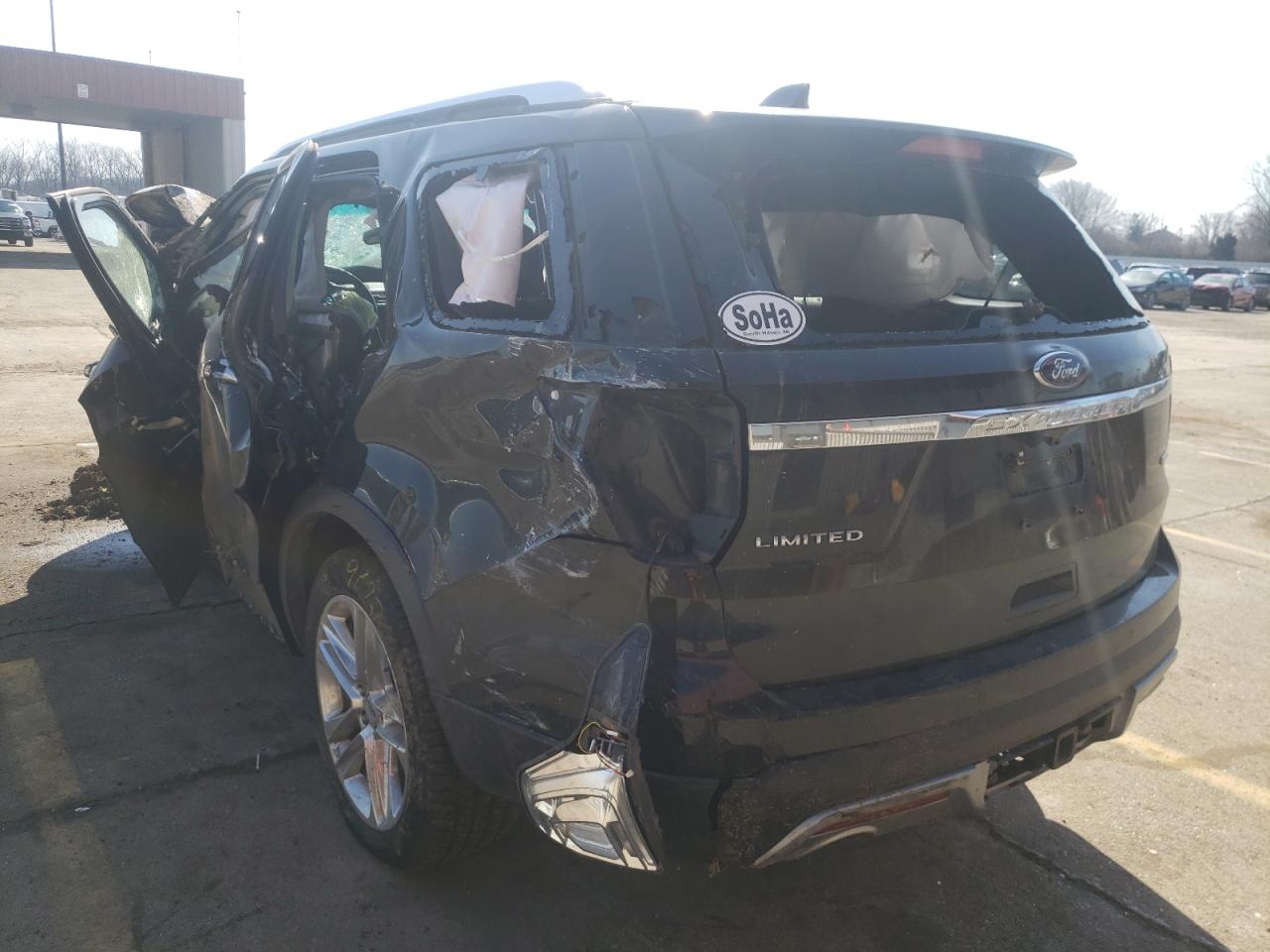 Photo 3 from auction – 2016 FORD EXPLORER L with VIN 1FM5K8FHXGGA69903