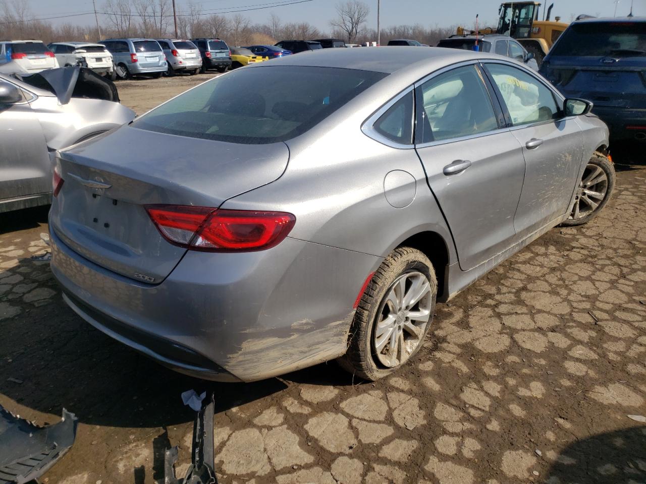 Photo 4 from auction – 2015 CHRYSLER 200 LIMITE with VIN 1C3CCCAB8FN730700