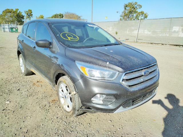 Photo 1 from auction – 2017 FORD ESCAPE SE with VIN 1FMCU0GD6HUD12351