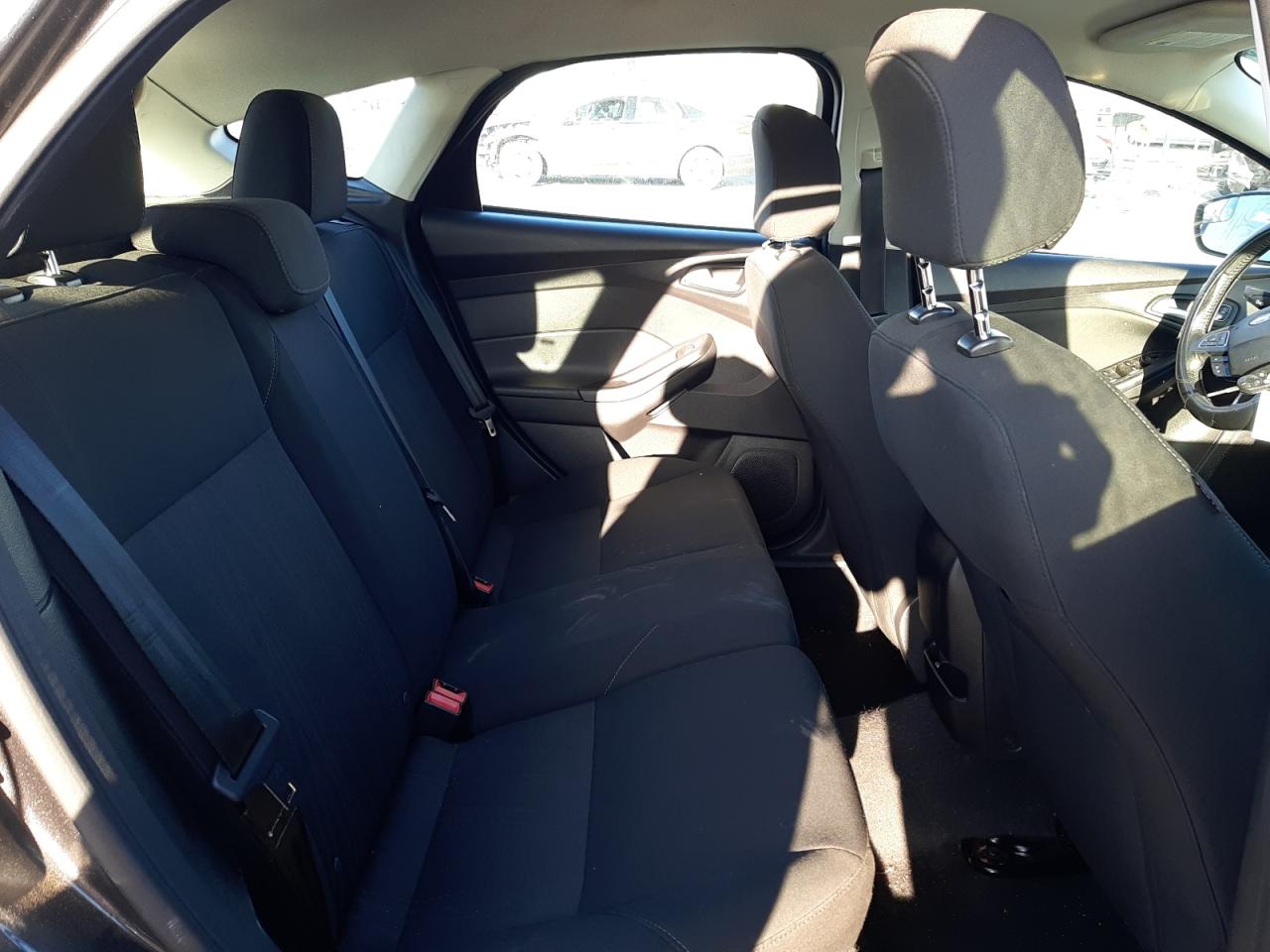 Photo 6 from auction – 2015 FORD FOCUS SE with VIN 1FADP3K23FL241643