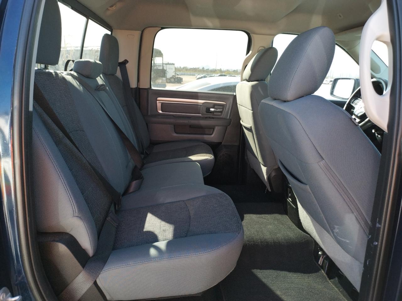 Photo 6 from auction – 2018 RAM 1500 SLT with VIN 3C6RR7LT8JG227064
