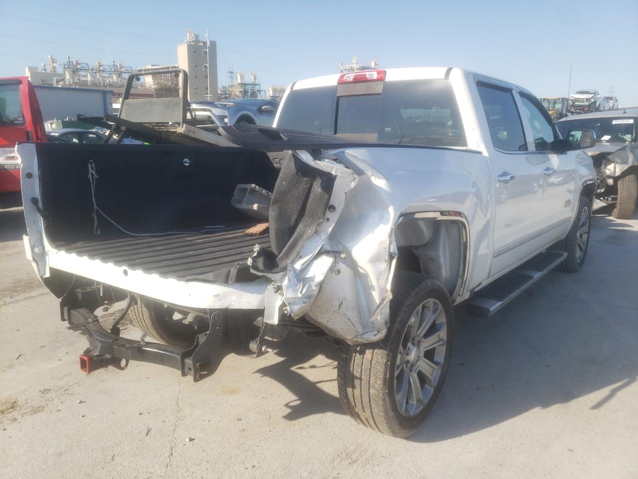 Photo 4 from auction – 2018 CHEVROLET SILVERADO with VIN 3GCUKTEC4JG519596