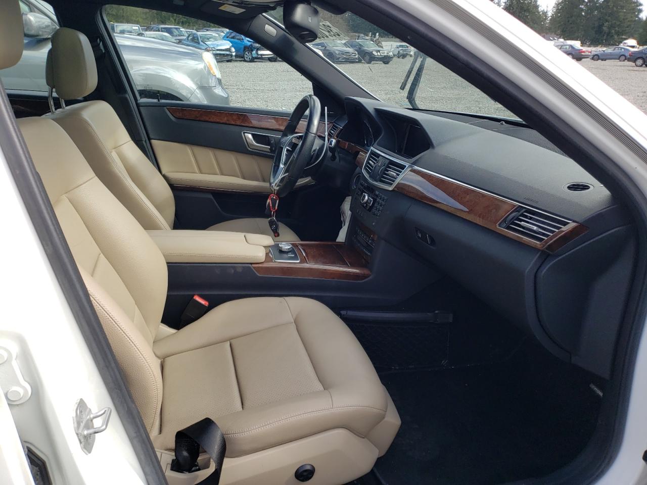 Photo 5 from auction – 2013 MERCEDES-BENZ E 350 4MAT with VIN WDDHF8JB9DA743889