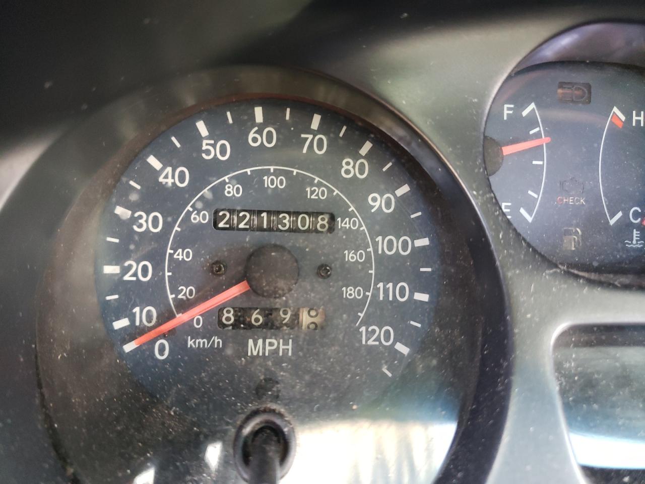 Photo 8 from auction – 1997 TOYOTA RAV4 with VIN JT3HP10V5V0129024