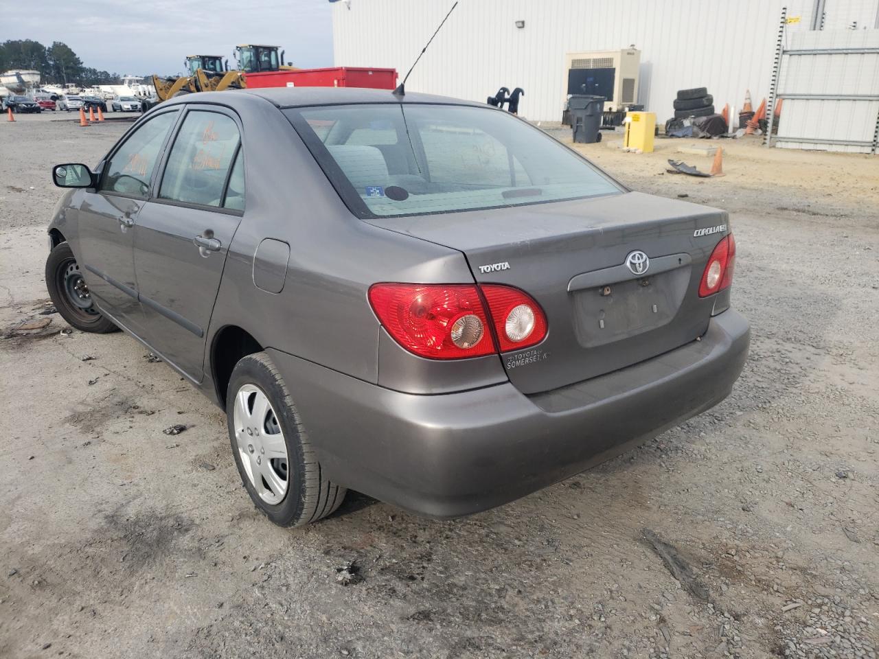 Photo 3 from auction – 2005 TOYOTA COROLLA CE with VIN 1NXBR32E15Z356803