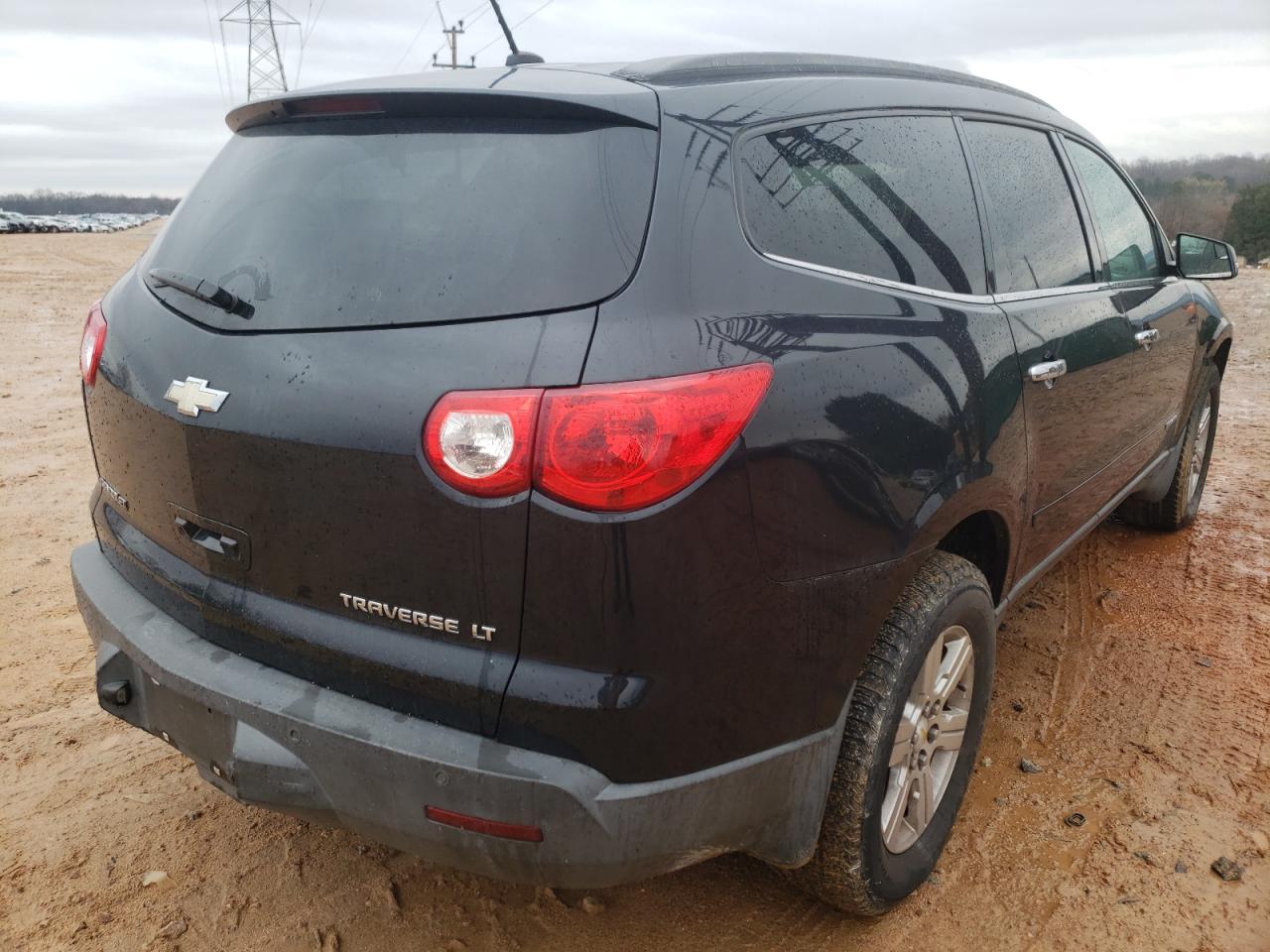 Photo 4 from auction – 2009 CHEVROLET TRAVERSE L with VIN 1GNER23DX9S129006
