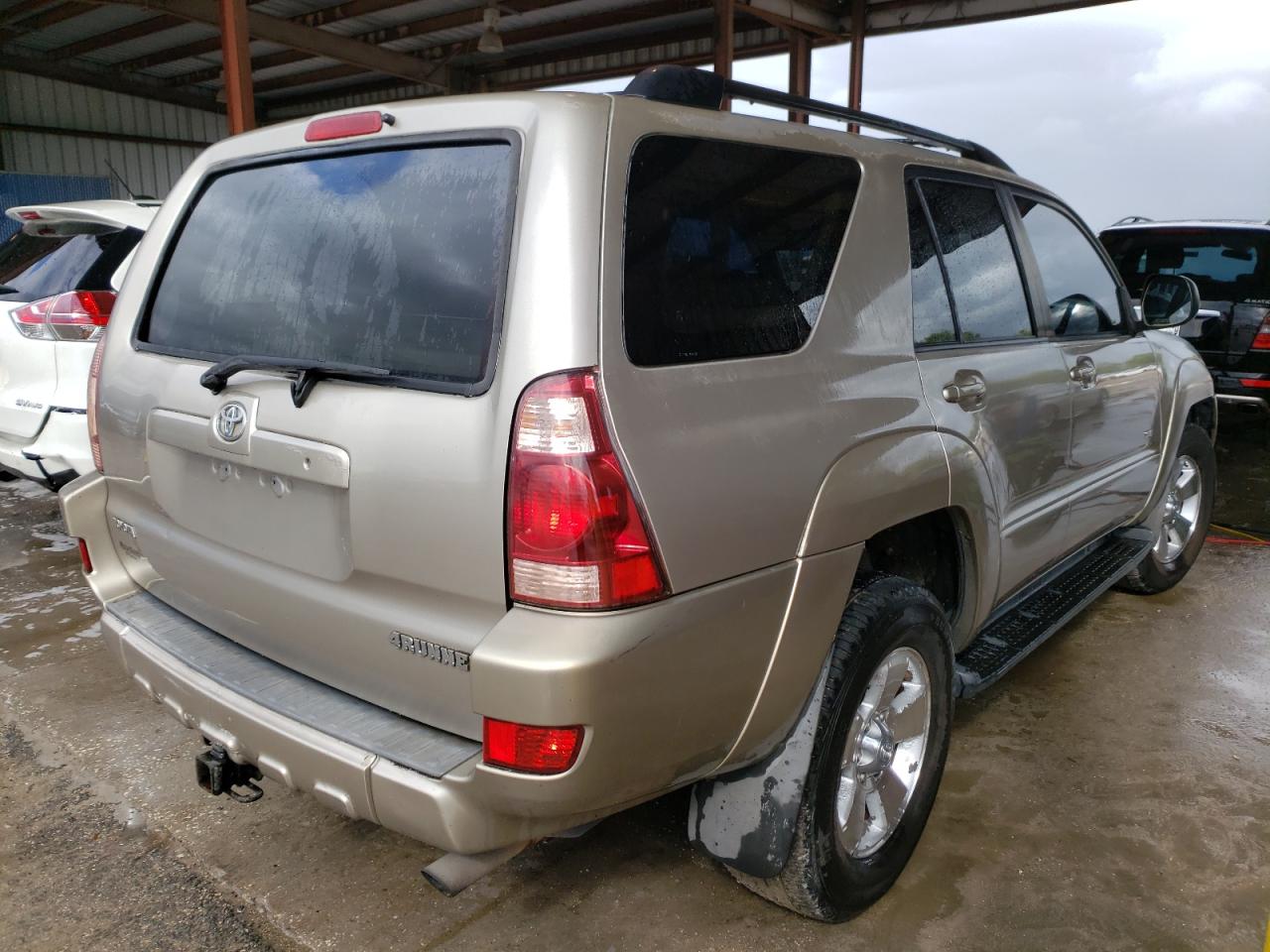 Photo 4 from auction – 2005 TOYOTA 4RUNNER SR with VIN JTEZU14R250049665