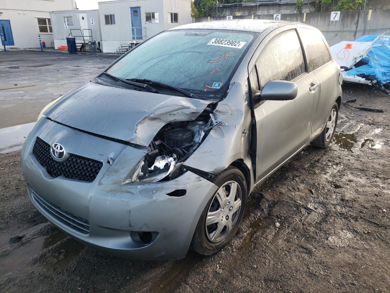 Photo 2 from auction – 2008 TOYOTA YARIS with VIN JTDJT923X85197331