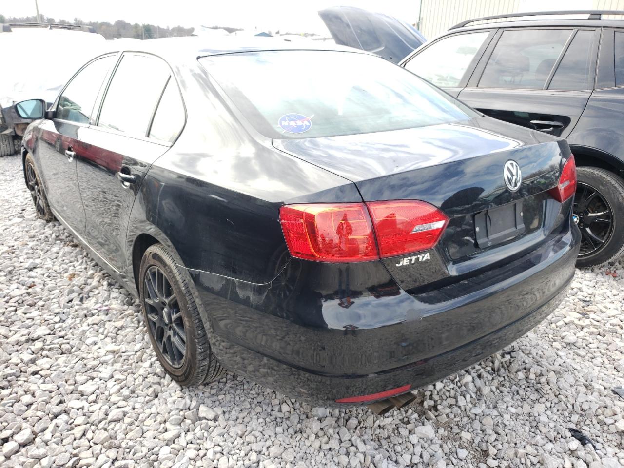 Photo 3 from auction – 2011 VOLKSWAGEN JETTA BASE with VIN 3VW2K7AJ3BM019027