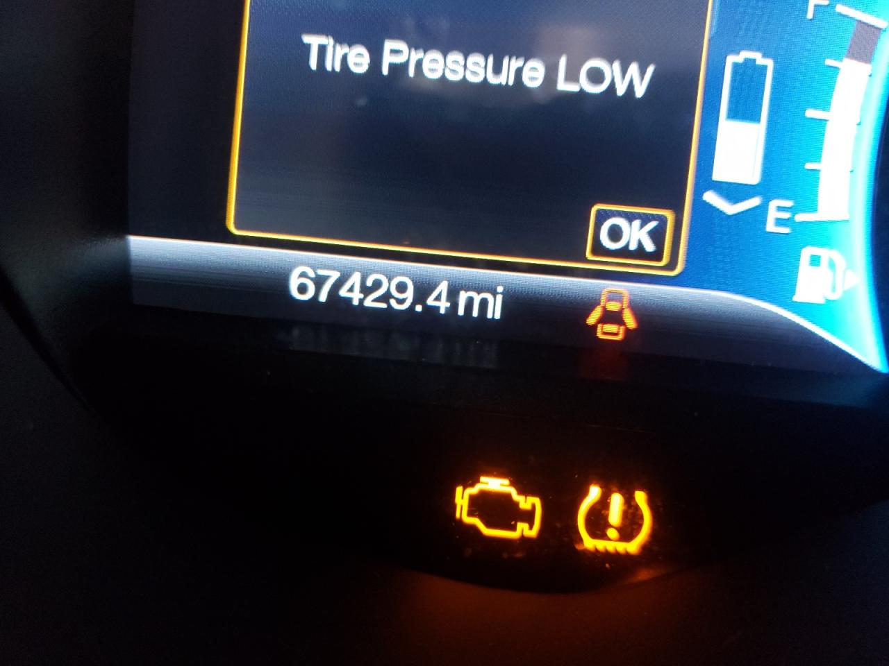 Photo 8 from auction – 2015 FORD C-MAX PREM with VIN 1FADP5CU1FL109976