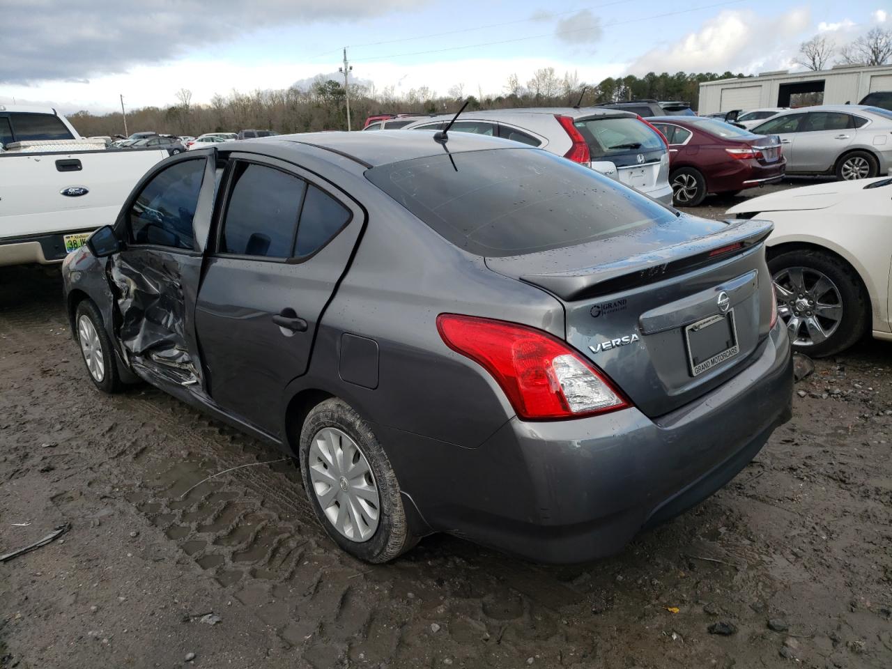 Photo 3 from auction – 2017 NISSAN VERSA S with VIN 3N1CN7AP0HL810345