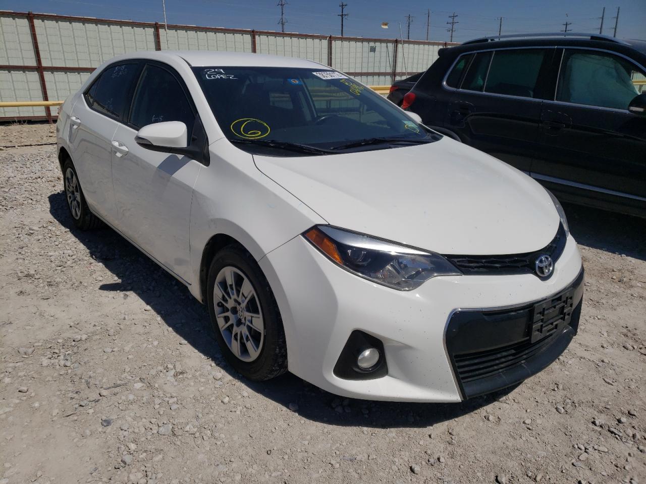TOYOTA COROLLA L 2016 with VIN 2T1BURHE4GC646482 - Photo from auction