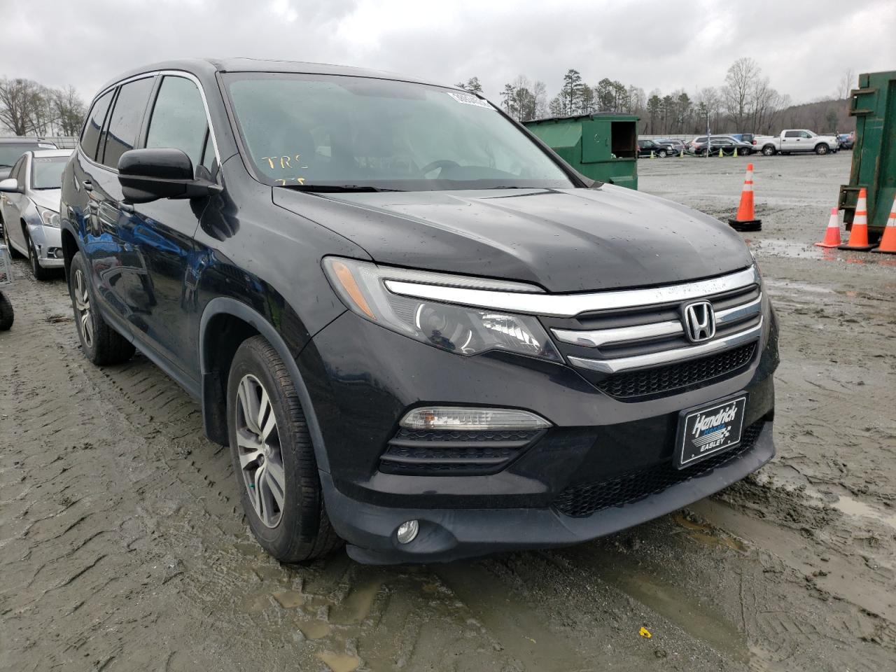 HONDA PILOT EXL 2018 with VIN 5FNYF5H51JB028326 - Photo from auction