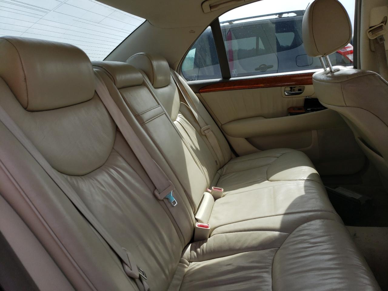 Photo 6 from auction – 2001 LEXUS LS 430 with VIN JTHBN30FX10025939