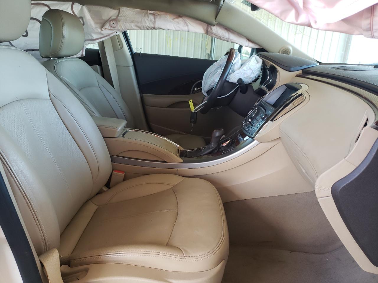 Photo 5 from auction – 2010 BUICK LACROSSE C with VIN 1G4GE5EV1AF181752