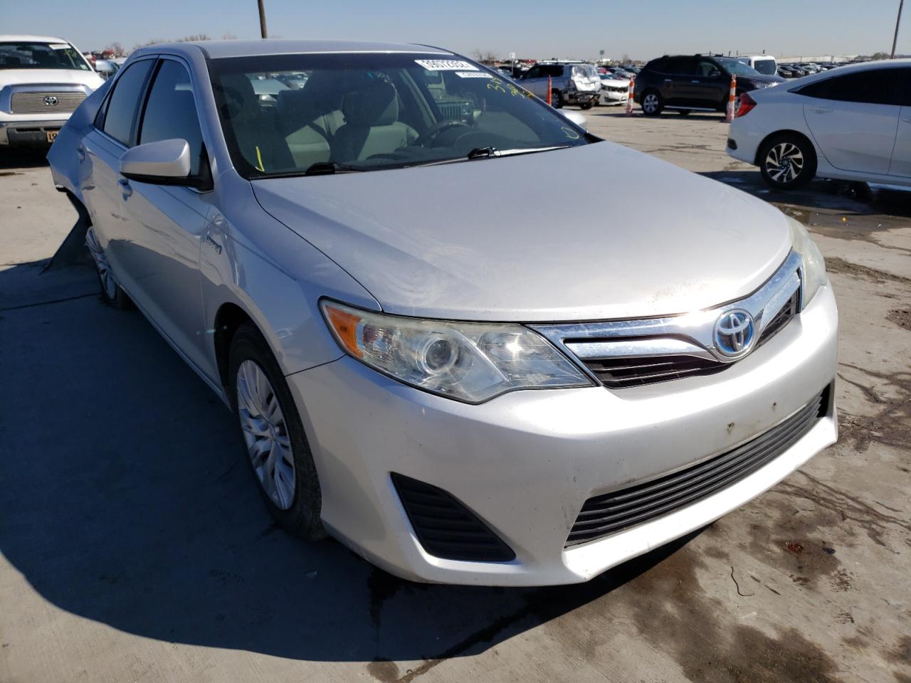 TOYOTA CAMRY HYBR 2012 with VIN 4T1BD1FK3CU055627 - Photo from auction