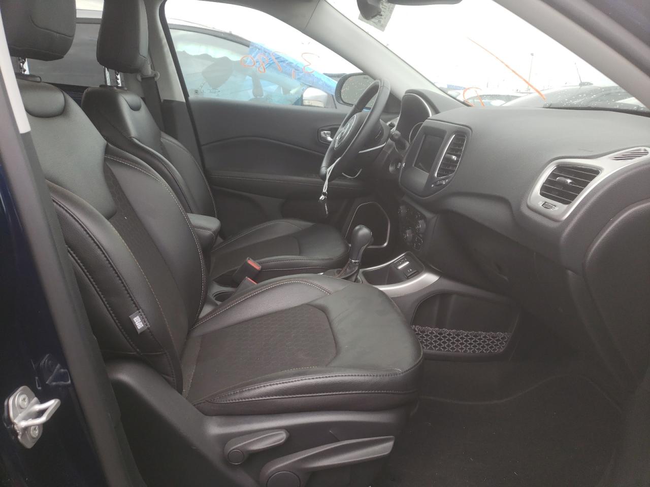Photo 5 from auction – 2021 JEEP COMPASS LA with VIN 3C4NJCBB1MT505282
