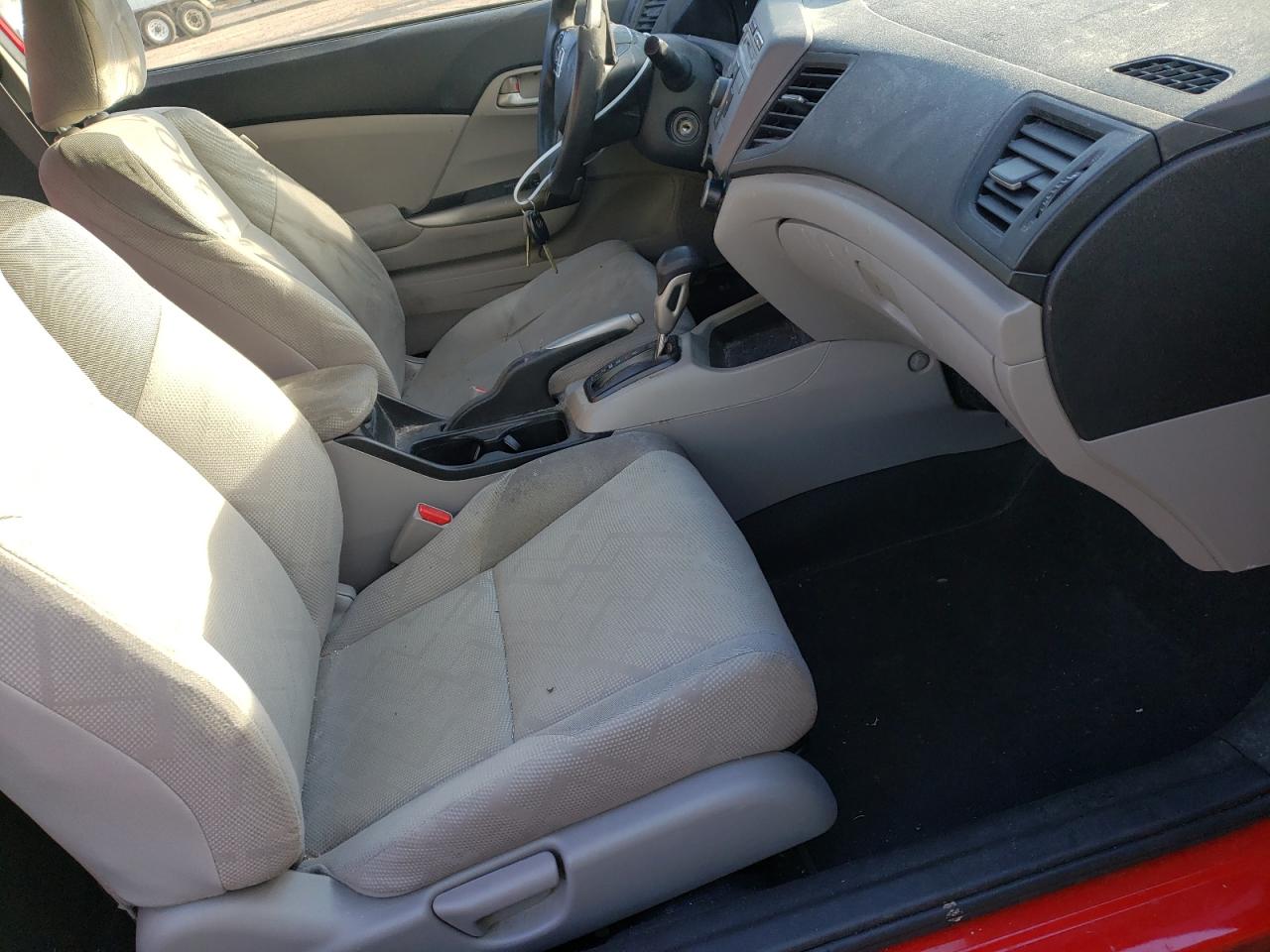 Photo 5 from auction – 2012 HONDA CIVIC LX with VIN 2HGFG3B52CH517561