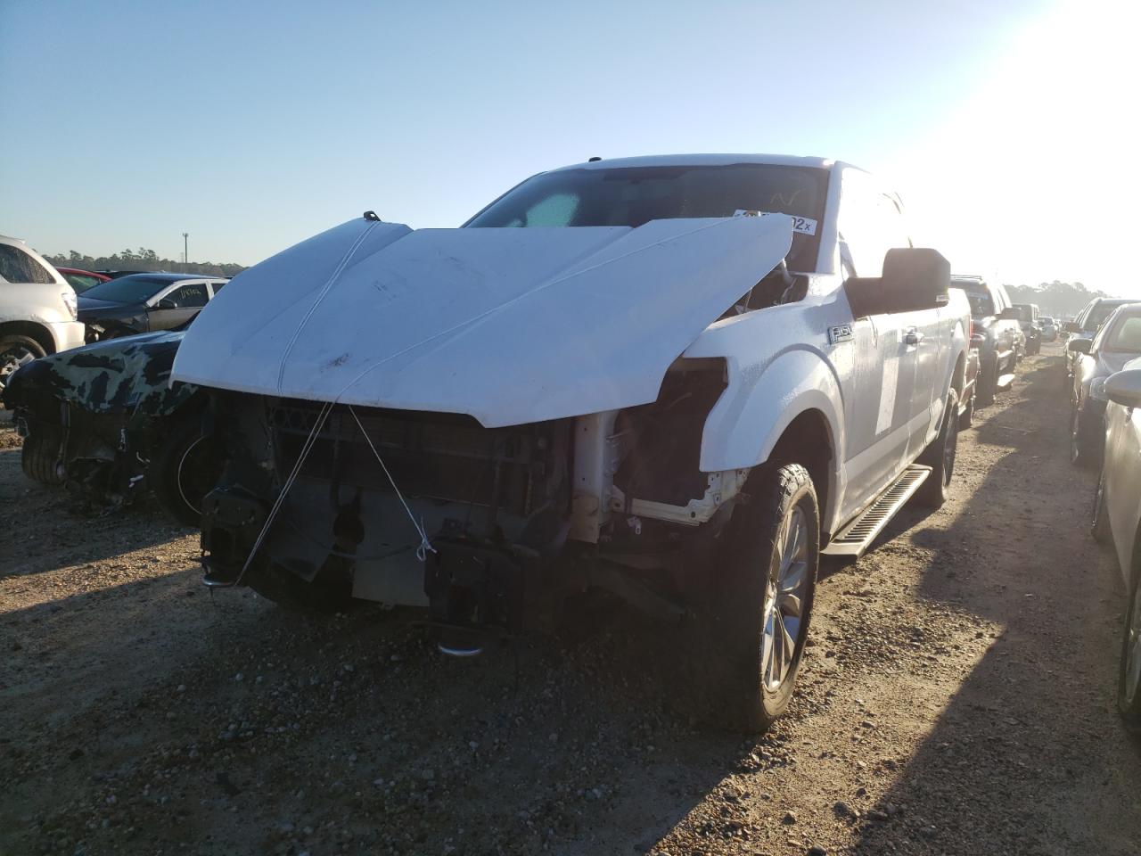 Photo 2 from auction – 2017 FORD F150 SUPER with VIN 1FTFX1EF2HKD31266