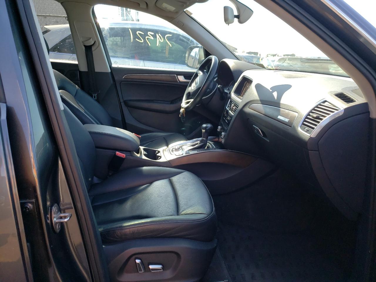 Photo 5 from auction – 2017 AUDI Q5 PREMIUM with VIN WA1C2AFP6HA080504