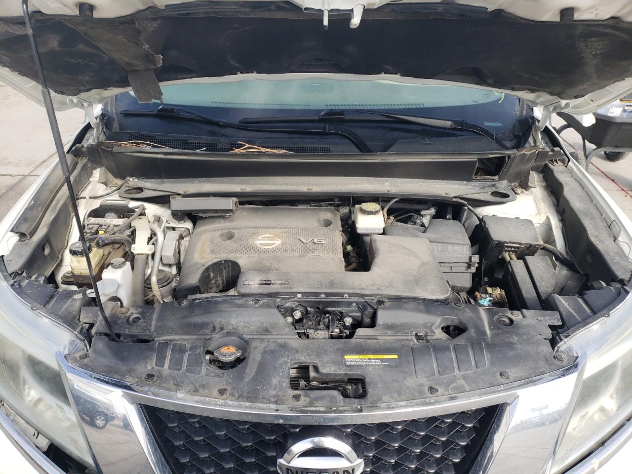 Photo 7 from auction – 2014 NISSAN PATHFINDER with VIN 5N1AR2MM3EC656410