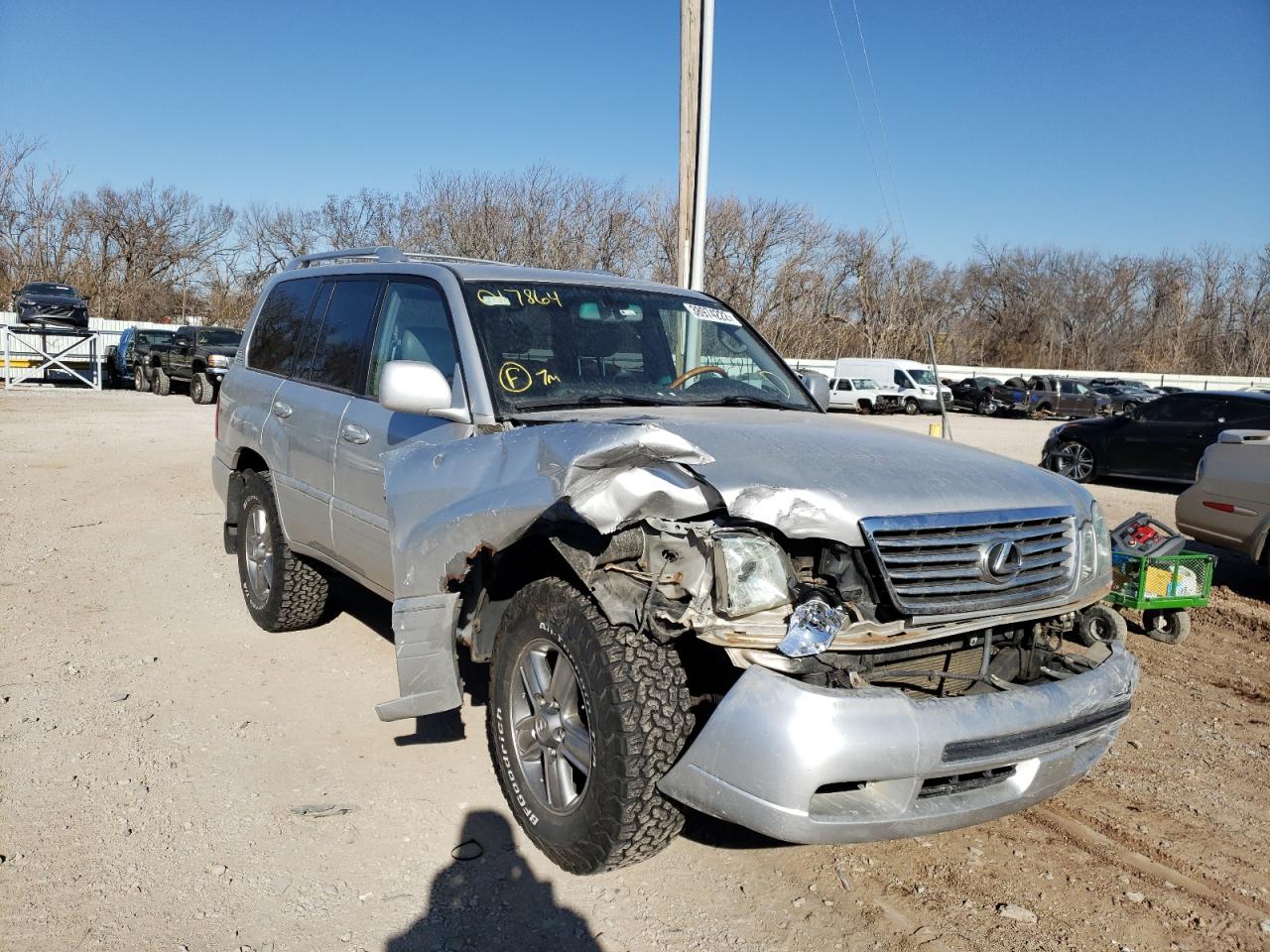 LEXUS LX 470 2006 with VIN JTJHT00W264017864 - Photo from auction