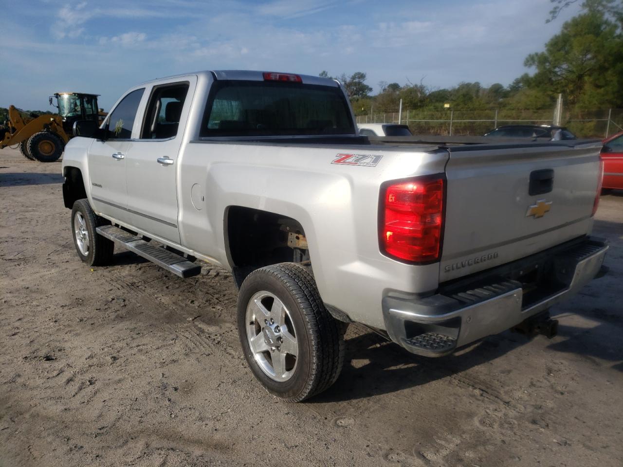 Photo 3 from auction – 2015 CHEVROLET SILVERADO with VIN 1GC1KWE83FF521591