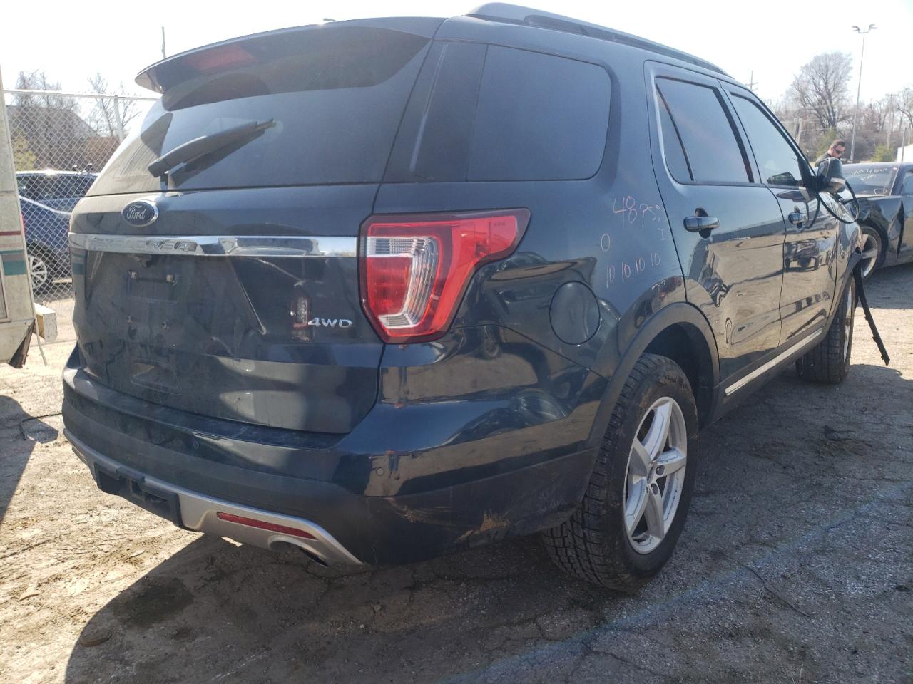Photo 4 from auction – 2017 FORD EXPLORER X with VIN 1FM5K8D87HGD83903